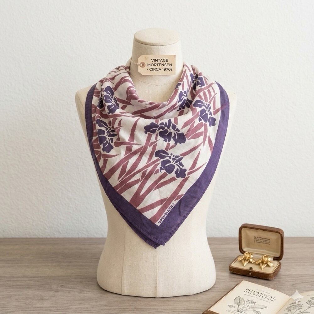 VTG Mortensen Scarf 1970s Graphic Iris Floral Print Purple Plum Cotton Square